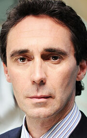 фото Гай Генри