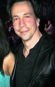 фото Билл Монди