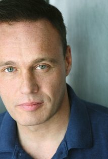 фото Марк Армстронг