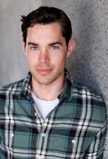 фото Пол Стюарт