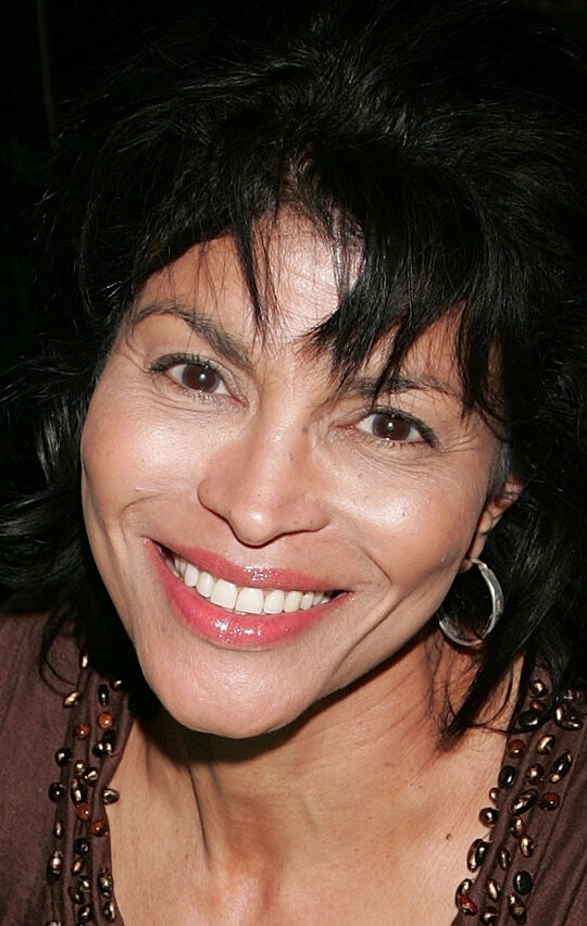 фото Глория Чарльз