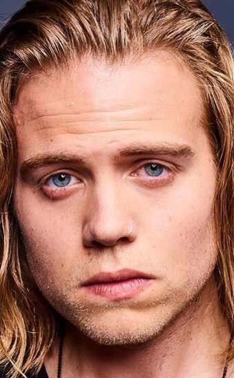 фото Рейли Долмэн