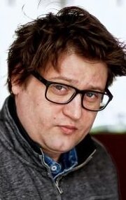 фото Роберт Болесто