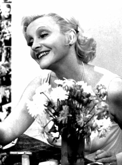 фото Элен Сюржер