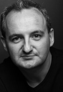 фото Майкл Бейтс