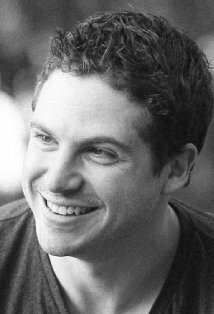 фото Майлс Конти