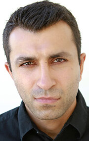 фото Кэван Карадажи