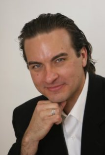 фото Майкл Стошкус