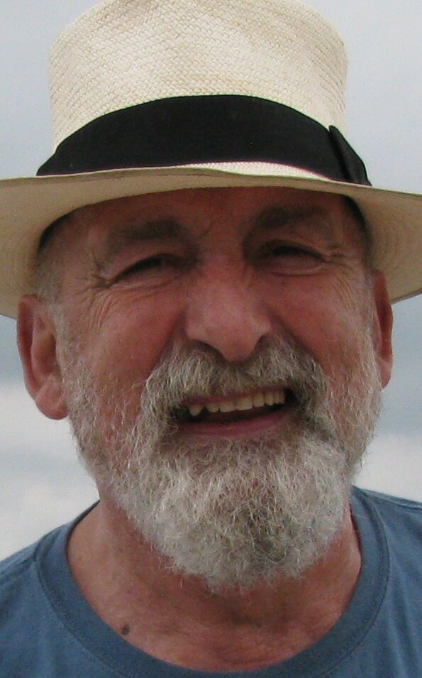 фото Лайам Бурк