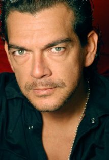 фото Джованни Родригез