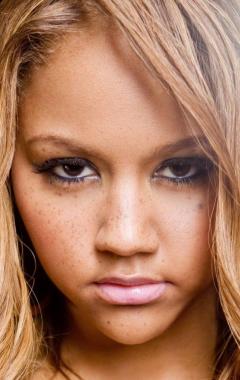 фото Кэт ДеЛуна