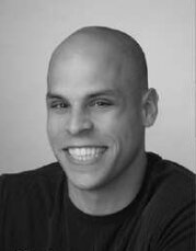 фото Daniel Girace