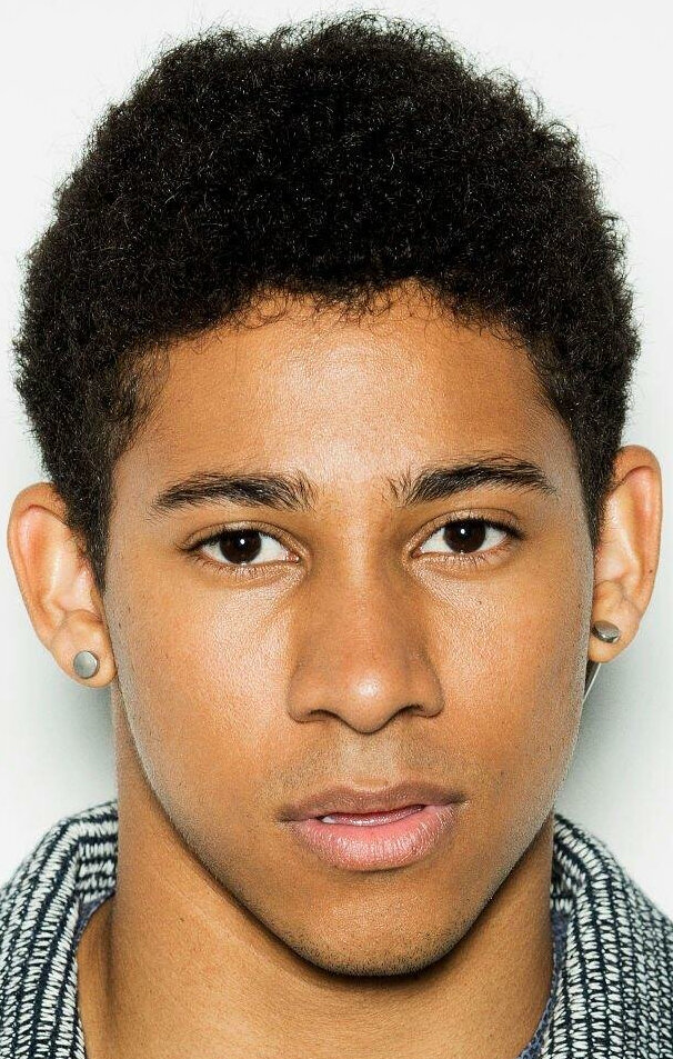 фото Кейнан Лонсдейл