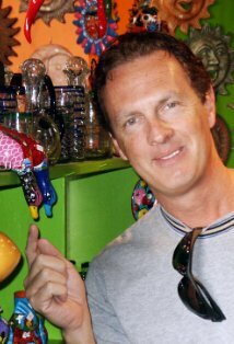 фото Роуэн Сазерленд