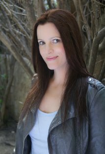 фото Тина Линч