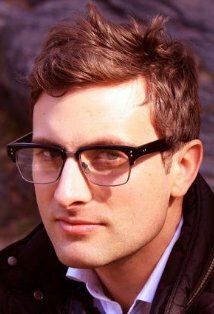 фото Брэд Комфорт