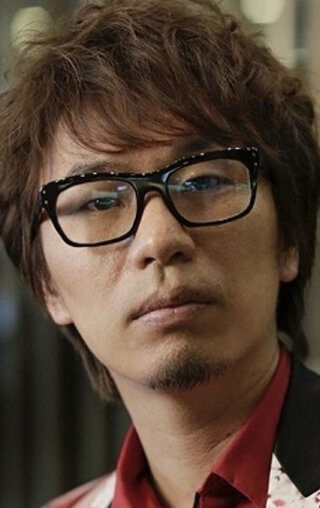 фото Юго Канно