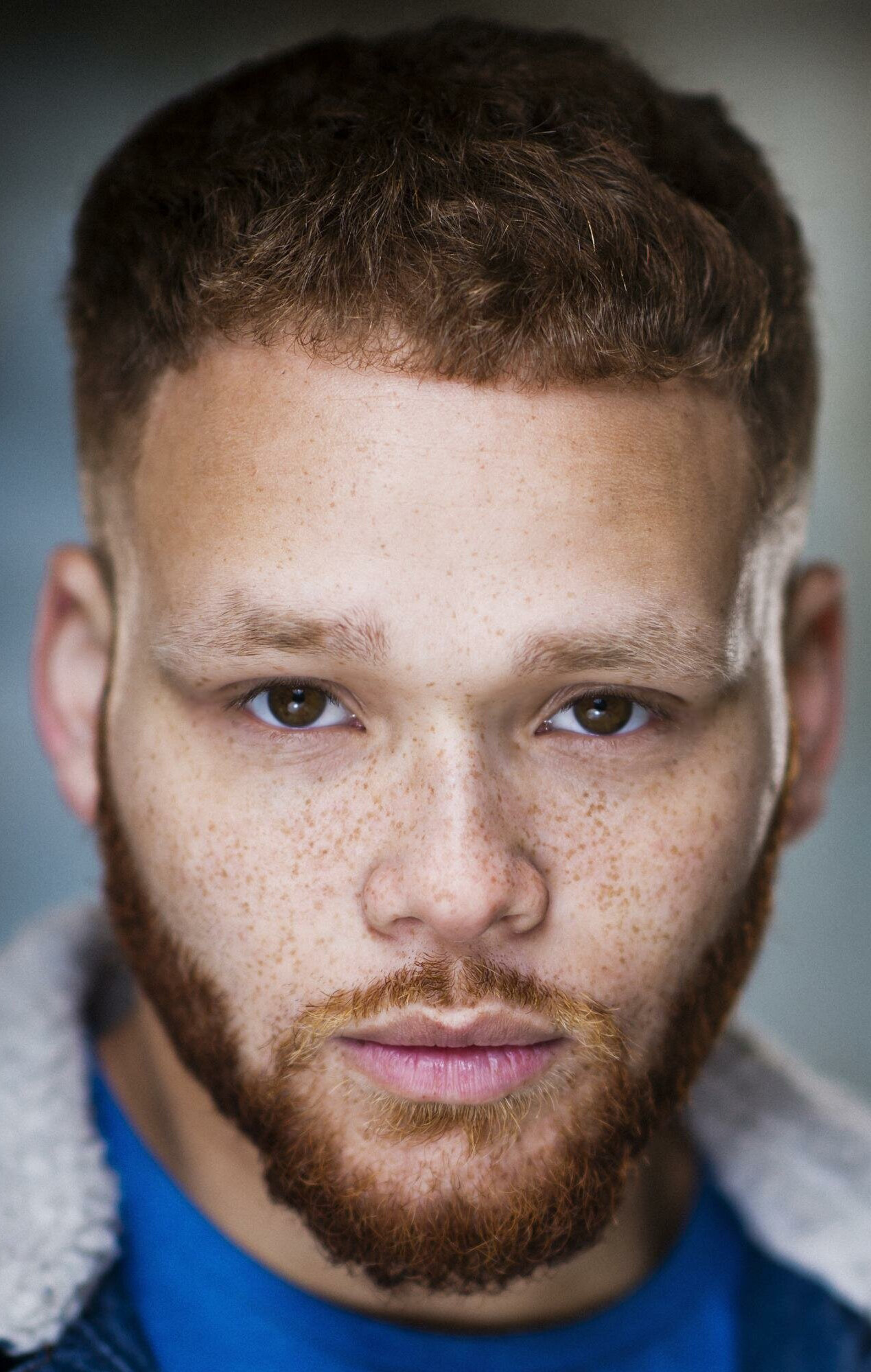 фото Элайджа Бэйкер