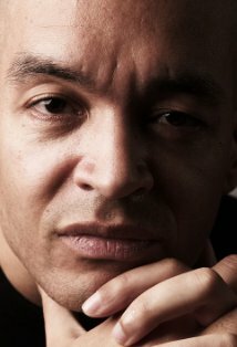 фото Robert Sean Riazo