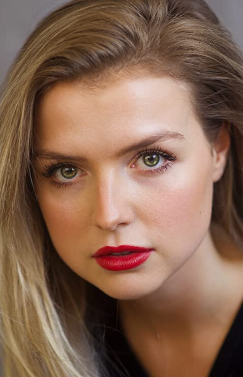 фото Анна Грейс Барлоу