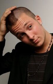 фото Чейз Бенц