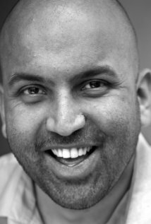 фото Навид Кхан