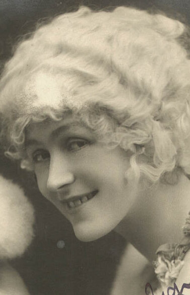 фото Энни Крофт