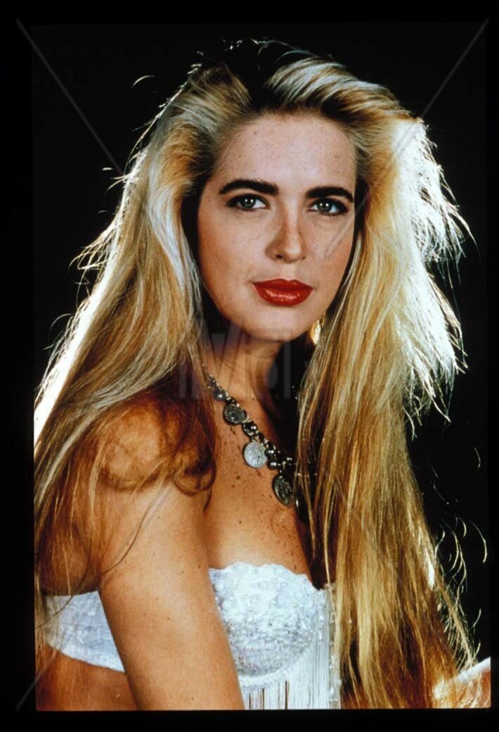 фото Ребека Костойя