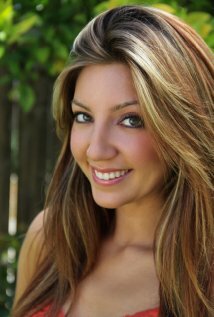 фото Люси Тредуэй