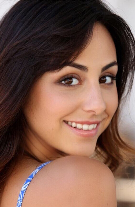 фото Рафаэлла Бискайн