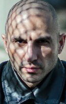 фото Адриан Ватски