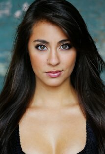 фото Christina Pazcoguin