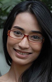 фото Моник Генри