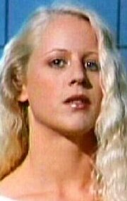 фото Кендра Киршнер