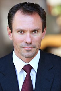 фото Том Гарни