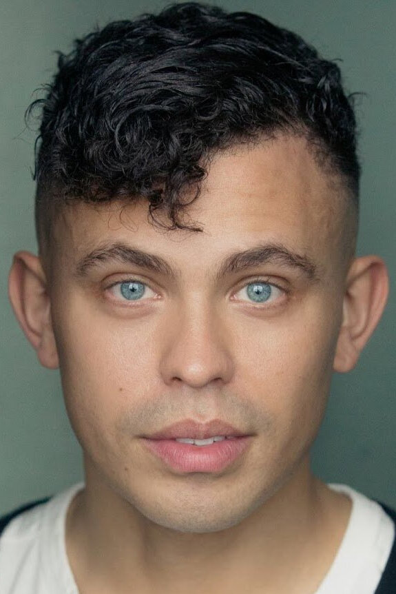 фото Аарон Хеффернан