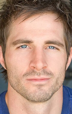 фото Крис Смит