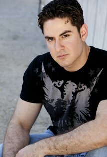 фото Джеймс Райан