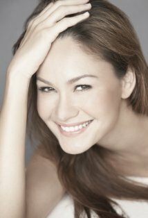 фото Юнис Олсен