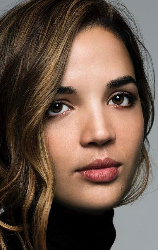 фото Джорджи Флорес