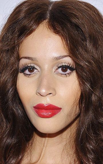 фото Айзис Кинг