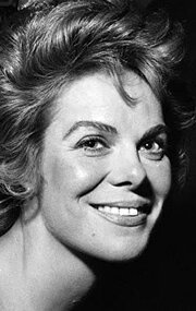 фото Рейчел Робертс