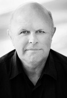 фото Уэйн Расселл