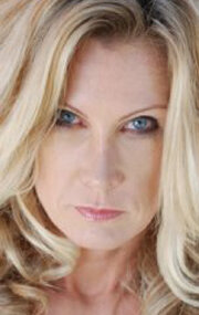 фото Джин Люпьен