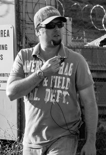 фото Дерек Никелл