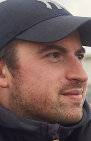 фото Адам Этерингтон