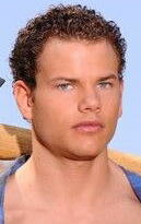 фото Дерек Стоун