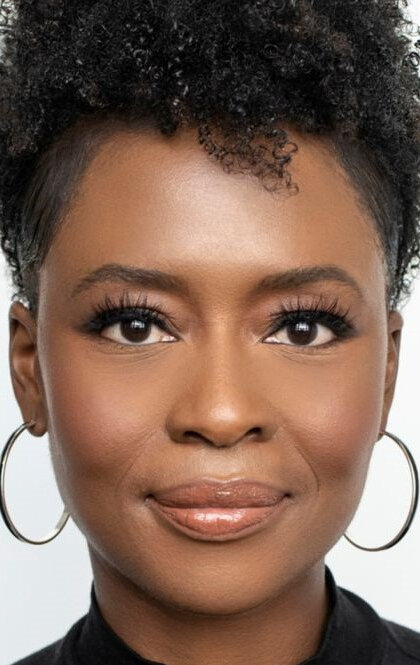 фото Медина Сенгхоур