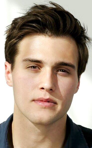 фото Камерон Мулен