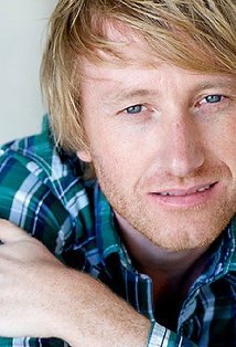 фото Стил Уоллис